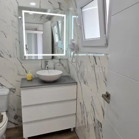 Apto Tanez Torremolinos, A *